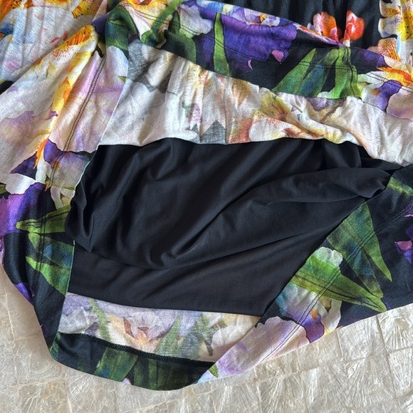 Roberto Cavalli Floral Print Dress with Black & White back colorful jersey sz 6 - Picture 11 of 15